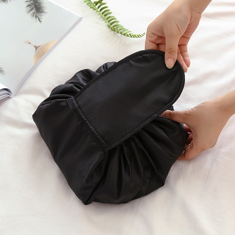 COSMETIC POUCH