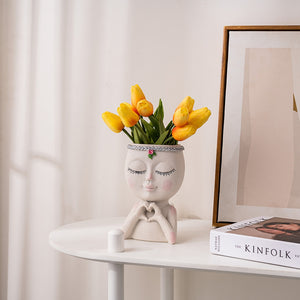 ELEGANT NORDIC LADY PLANTER