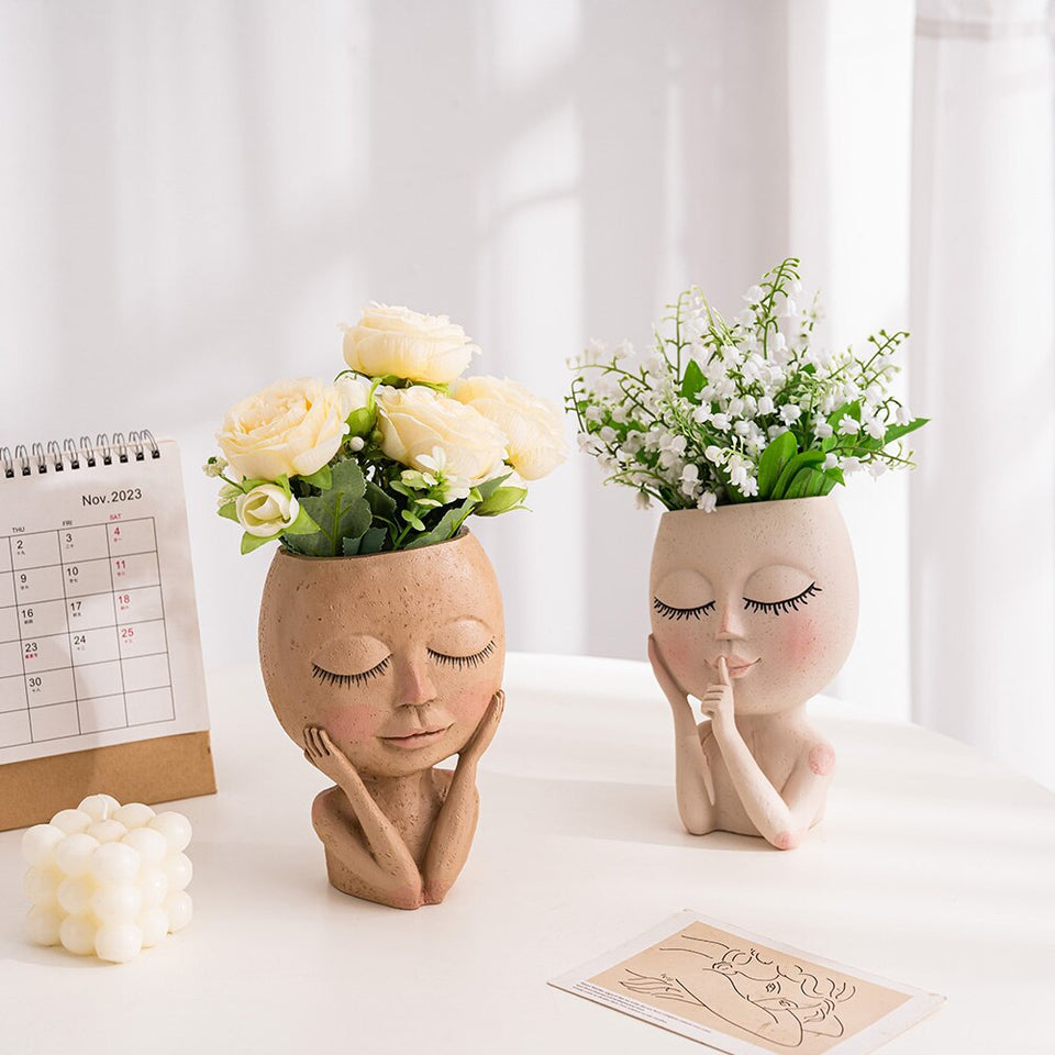 ELEGANT NORDIC LADY PLANTER
