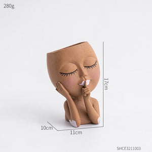 ELEGANT NORDIC LADY PLANTER