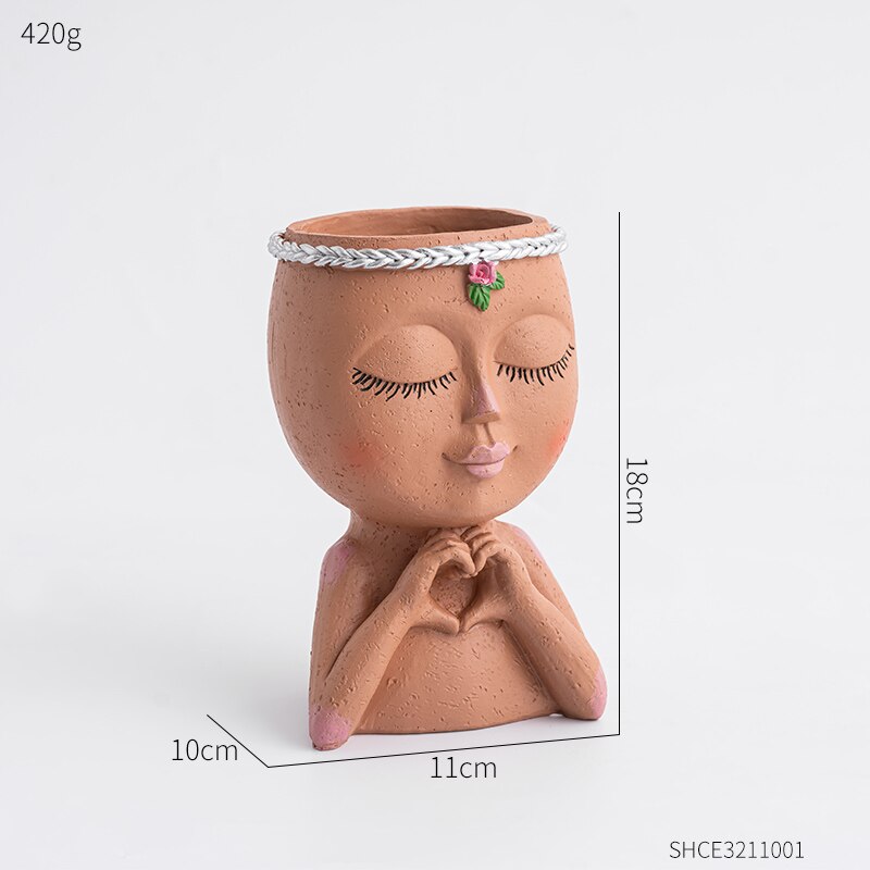 ELEGANT NORDIC LADY PLANTER